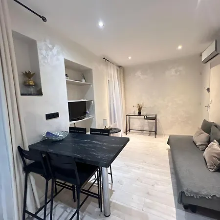 Le Suquet, Old Town, Center, 2 Appt, Public Parking كان