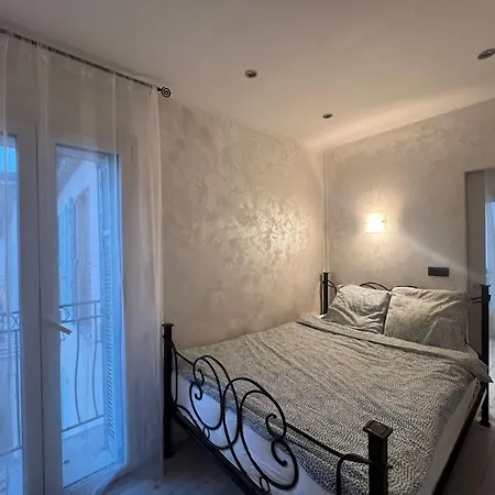 Le Suquet, Old Town, Center, 2 Appt, Public Parking شقة كان